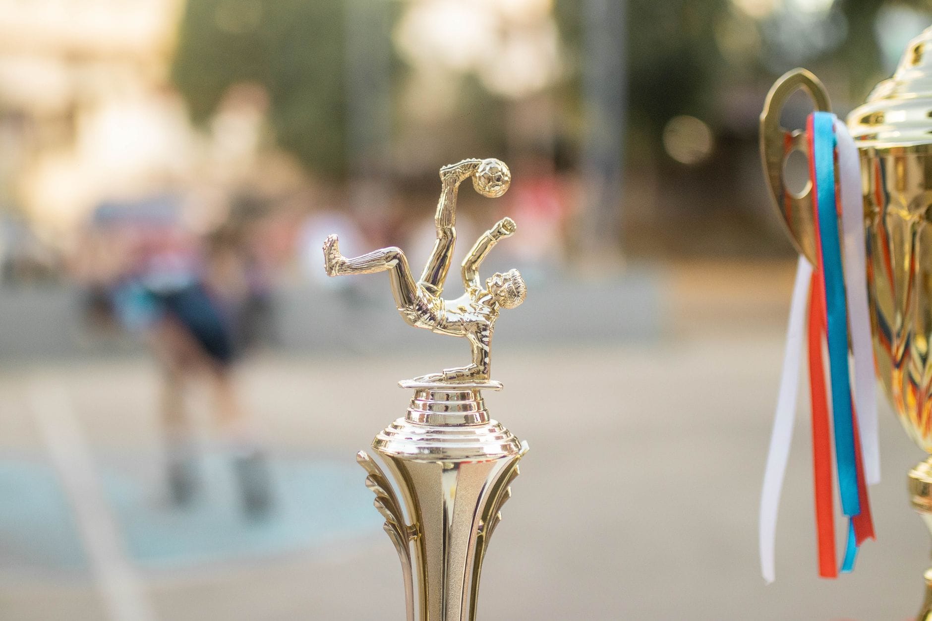 Nagrody sportowe w klubie – system wyróżnień miesięcznych i sezonowych, który realnie motywuje